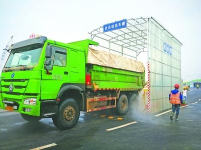 阳台钢结构搭建安全吗_阳台钢结构好还是混凝土好_阳台钢结构