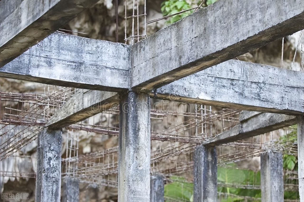 钢结构建筑特点_钢结构建筑的特点_钢铁构造的建筑物