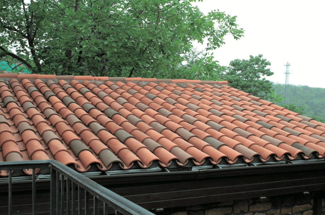 钢构屋面板支架固定的方法_钢结构屋面支撑_屋面支撑与钢梁连接图片