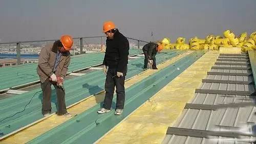 屋面钢结构图集_钢结构屋面专项施工方案_屋面专项工程施工方案